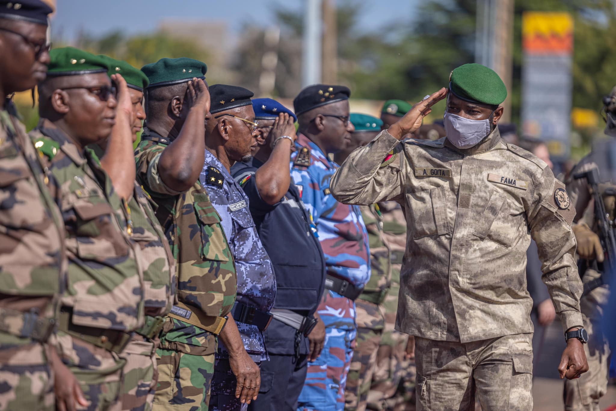 Fête nationale : « Nous resterons toujours débout sur les remparts », dixit Colonel Assimi Goïta